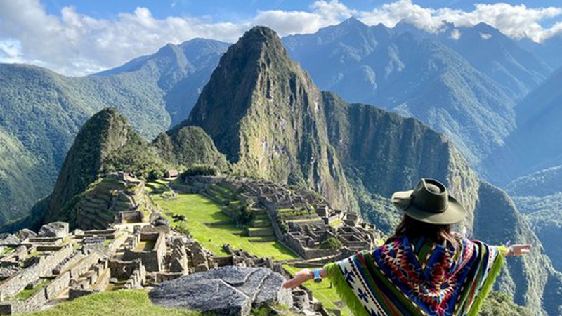 Machu Picchu is open again!