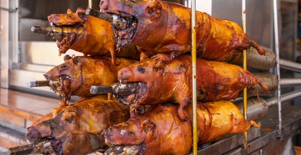 "Cuy al palo" is popular in rural areas and is often done outdoors over a wood fire, adding to the rustic and traditional aspect of the dish. On Cusco day trips, keep your eye open for the Andean guinea pig kebab!