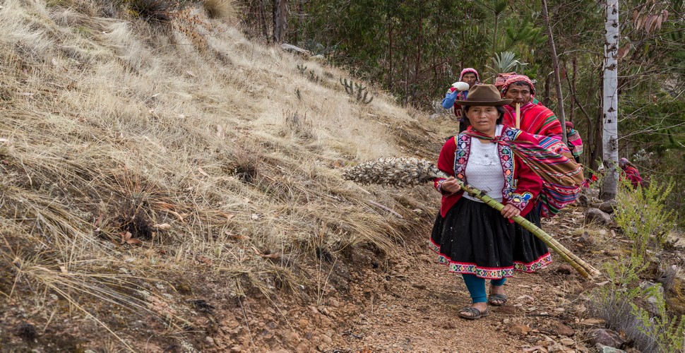 Take the time on your Peru adventure packages to understand the Andean cosmovisión. This is the worldview of Andean cultures. It includes concepts of reciprocity, harmony with nature, and the importance of community.