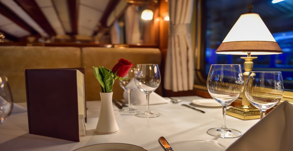  The Hiram Bingham train is a luxurious train service that operates between Cusco and Machu Picchu on your Luxury Peru trip. This train offers luxury and spectacular views on the journey to the famous Inca citadel. 