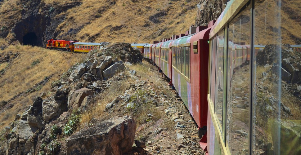 The train to Huancayo  is one of the highest railways in the world. It was originally built in the 19th century to transport goods and passengers between Lima and Huancayo. Make sure you book a Peru private tour with valencia Travel to travel on this Majestic route.