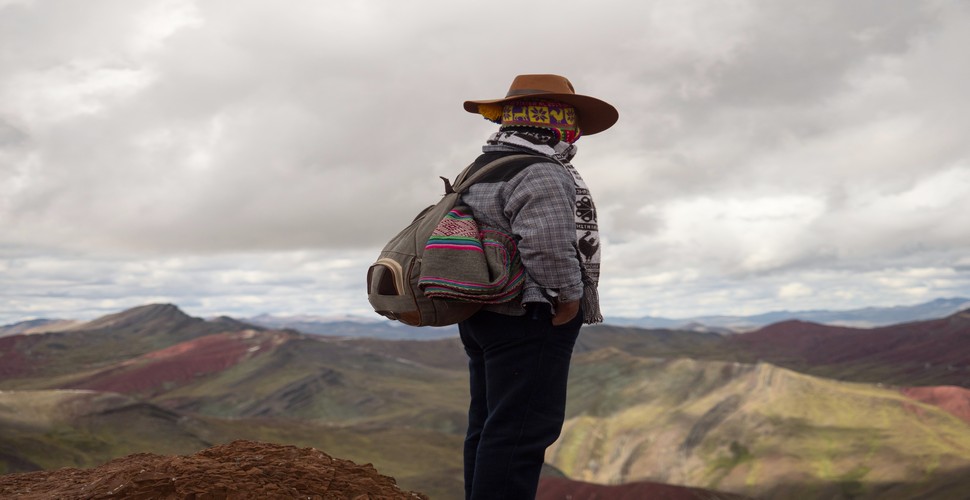 Cultural interaction at Palcoyo, on Cusco tours, offers a rich opportunity to learn about Andean traditions, customs, and way of life. Immerse yourself in high Andean culture on Cusco day trips!