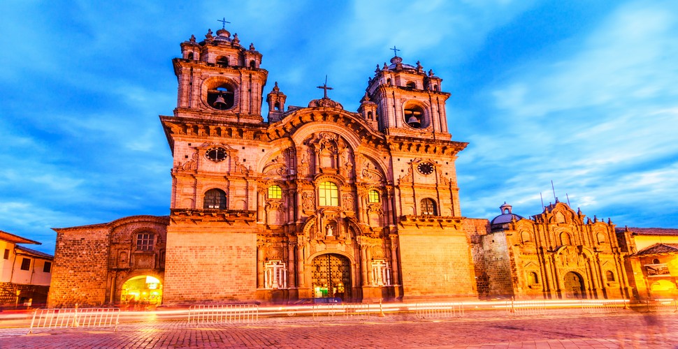 When you travel to Cusco, Peru, make sure you head out o a Cusco city tour. The main square of Cusco, also known as Plaza de Armas, is the historic center of the city and a UNESCO World Heritage site. 