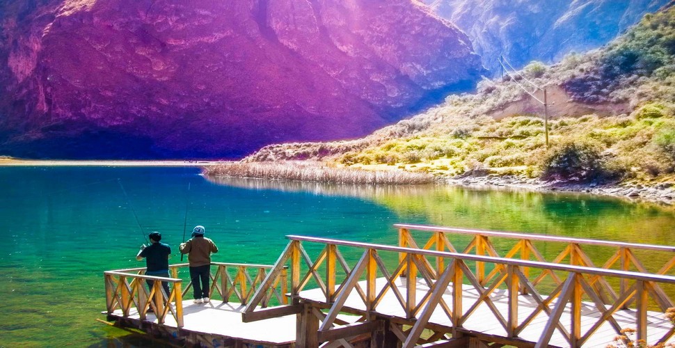Discover the delights of the Piquecocha Lagoon on your Peru vacation package. Located in the Vilca district of the Yauyos province, Piquecocha is part of the Nor Yauyos Cochas National Park, a protected area known for its natural beauty and biodiversity.