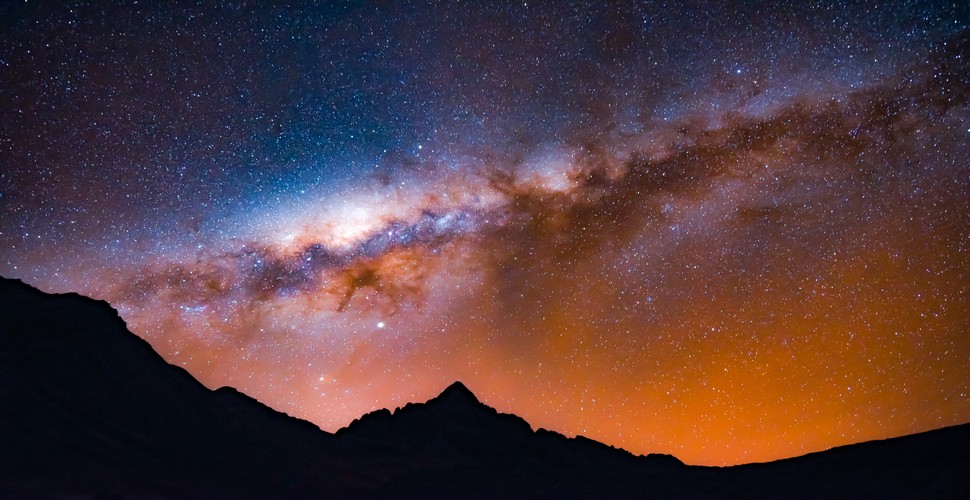 Plan your Ausangate Trek to Machu Picchu during a new moon phase for the darkest skies. This allows you to see fainter stars and the Milky Way in greater detail. Trekking season in The Ausangate is at the same time as dry season in The Andes making for clear skies.
