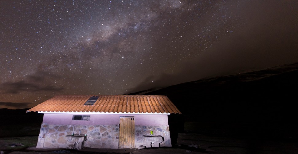 The Andean landscape surrounding Pacchanta on The Ausangate Trek adds to the beauty of the stargazing experience. You can soak in the hot springs as you gaze at the milky way and the Ausangate peak for the ultimate Peru adventures.