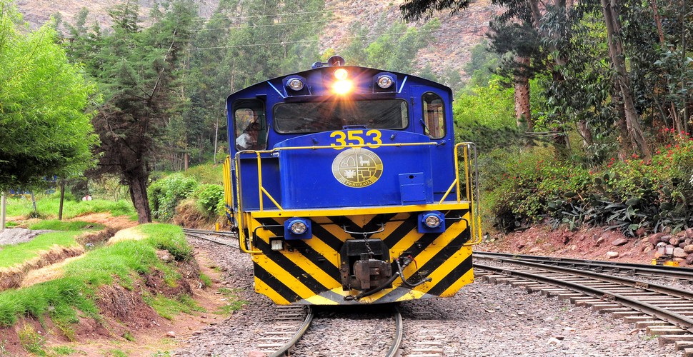 Most Peru Machu Picchu trips Will include a stunning train journey to Machu Picchu. Choose from a variety of train services, ranging from budget-friendly options to luxury trains with gourmet dining. Make the most of your time at Machu Picchu with a quick and convenient train journey.